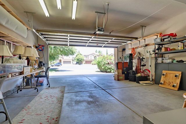 2591 E Powers Avenue, Fresno, CA 93720