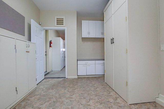 2591 E Powers Avenue, Fresno, CA 93720
