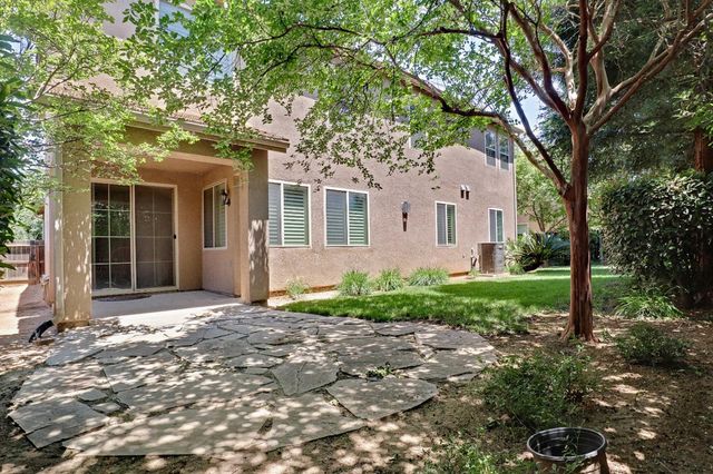 2591 E Powers Avenue, Fresno, CA 93720