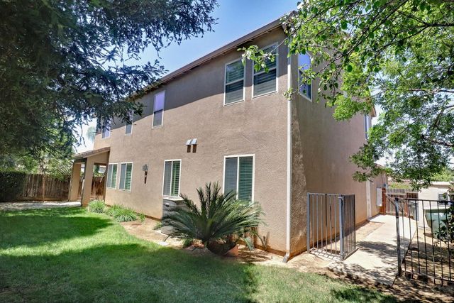 2591 E Powers Avenue, Fresno, CA 93720