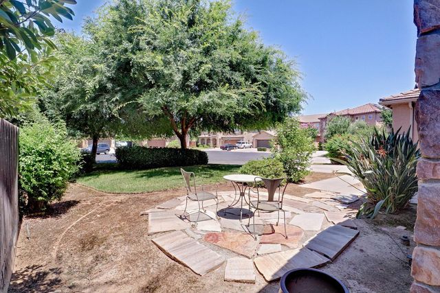 2591 E Powers Avenue, Fresno, CA 93720