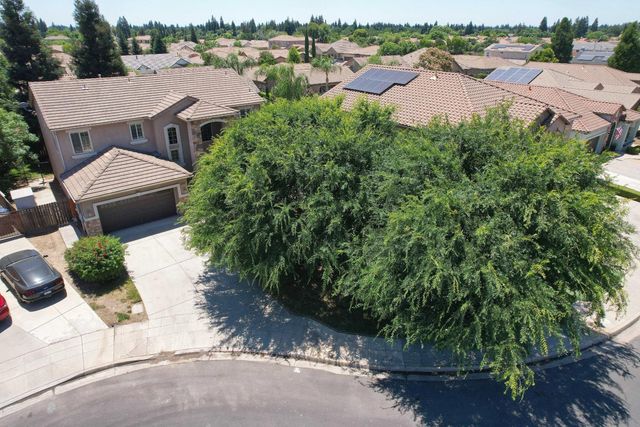 2591 E Powers Avenue, Fresno, CA 93720