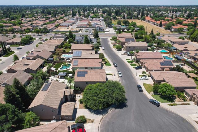2591 E Powers Avenue, Fresno, CA 93720