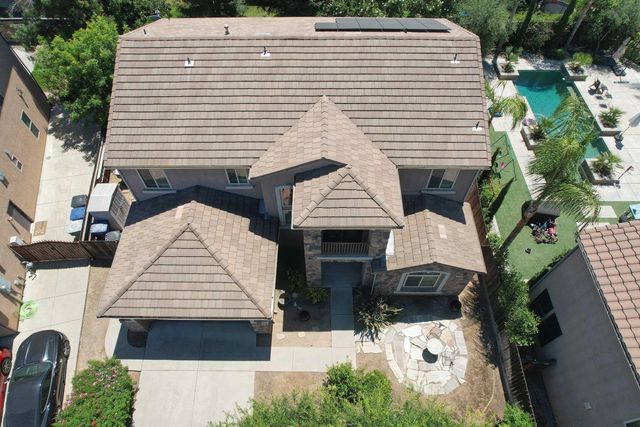 2591 E Powers Avenue, Fresno, CA 93720