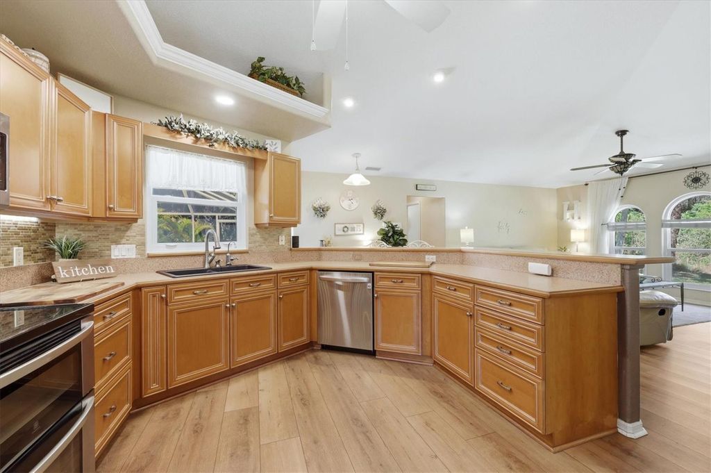 Image 17 of property listing at 3642 MASSINI AVENUE, North Port, FL 34286