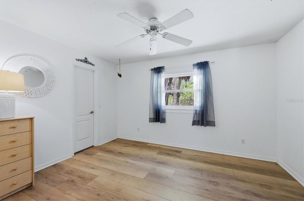 Image 28 of property listing at 3642 MASSINI AVENUE, North Port, FL 34286