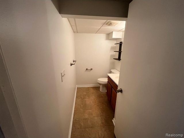 28458 Rosslyn Avenue, Garden City, MI 48135