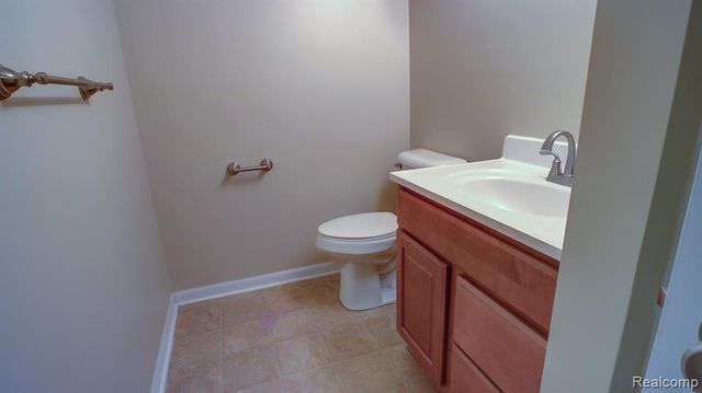 28458 Rosslyn Avenue, Garden City, MI 48135