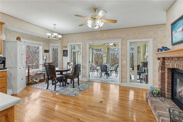 3337 S Victoria Drive, Blue Springs, MO 64015