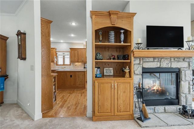 3337 S Victoria Drive, Blue Springs, MO 64015