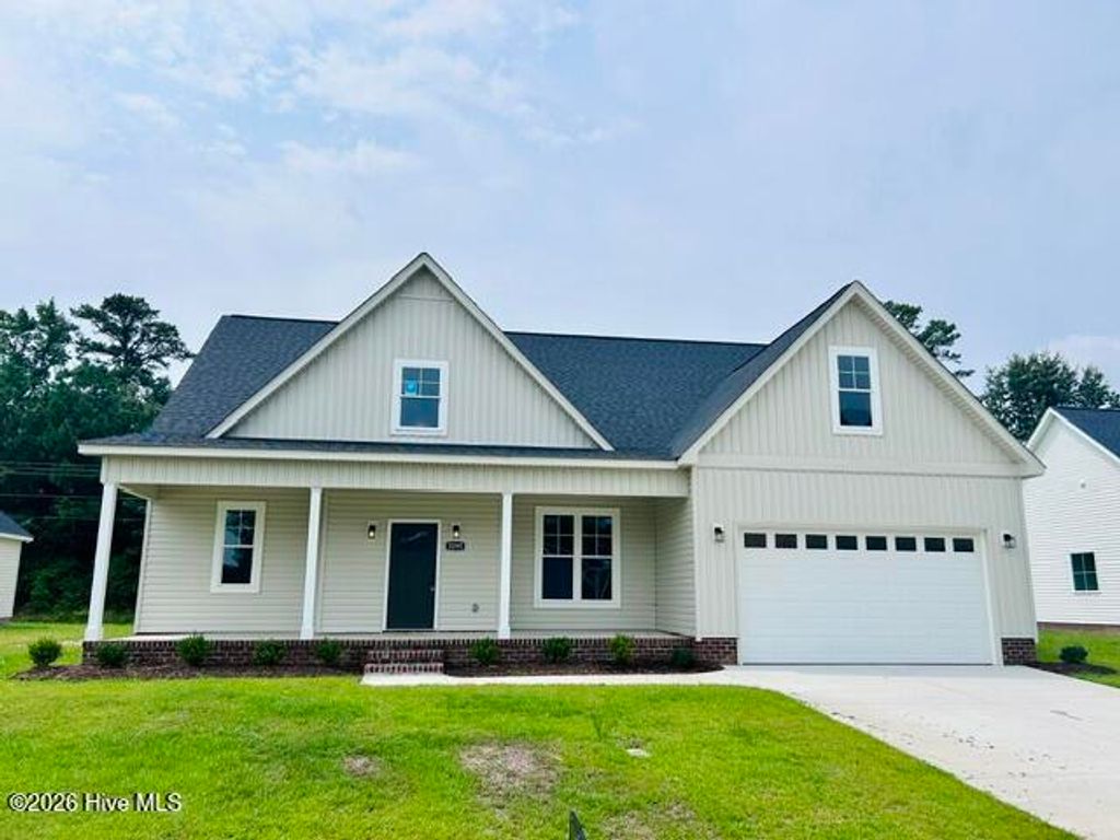 3295 School View Drive, Farmville, NC 27828