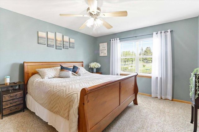 121 Madison Avenue, Baraboo, WI 53913