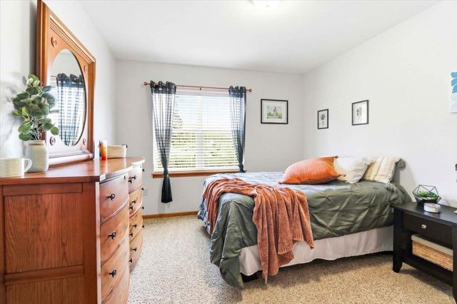 121 Madison Avenue, Baraboo, WI 53913