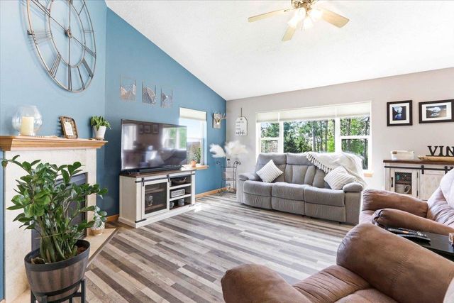 121 Madison Avenue, Baraboo, WI 53913