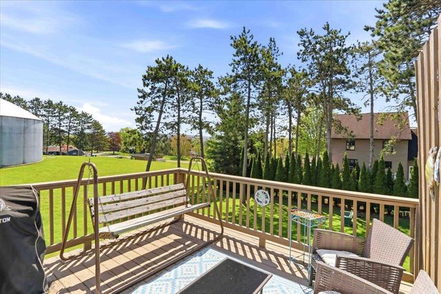 121 Madison Avenue, Baraboo, WI 53913