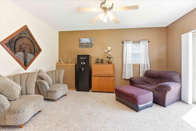 121 Madison Avenue, Baraboo, WI 53913