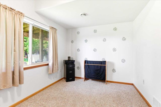 121 Madison Avenue, Baraboo, WI 53913