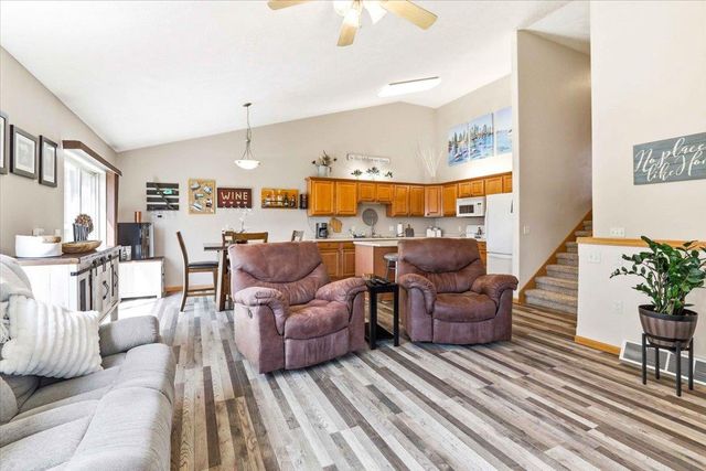 121 Madison Avenue, Baraboo, WI 53913