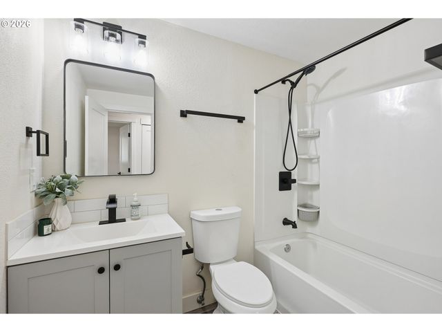 19845 Sw DELINE St, Beaverton, OR 97078