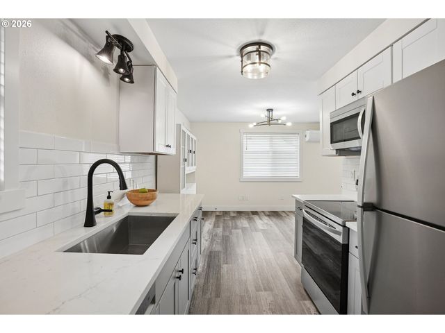 19845 Sw DELINE St, Beaverton, OR 97078