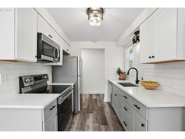 19845 Sw DELINE St, Beaverton, OR 97078
