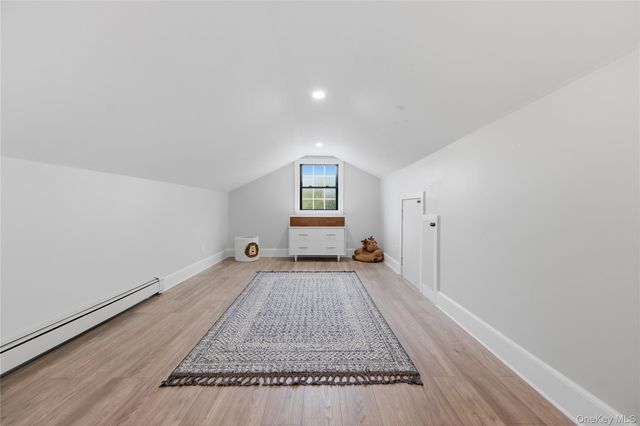 21 Sleepy Lane, Melville, NY 11747