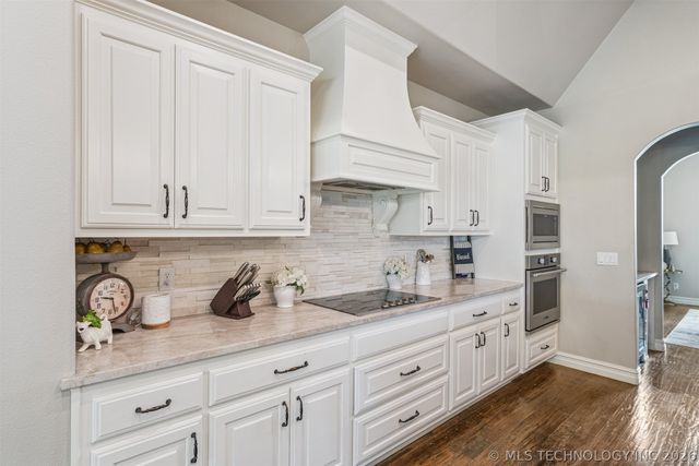 14226 S 246th East Avenue, Coweta, OK 74429