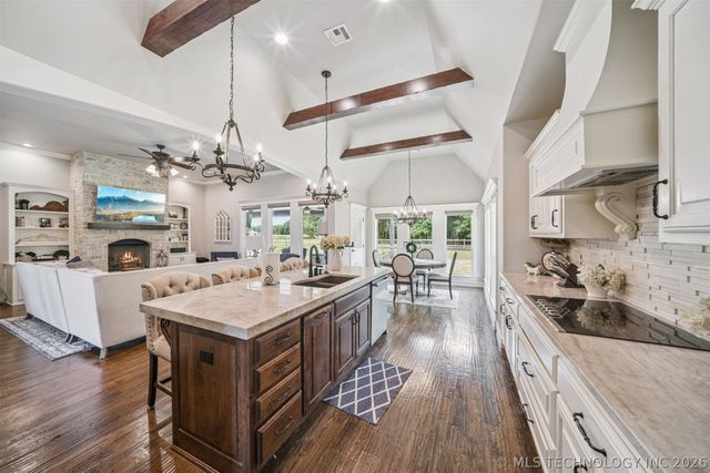 14226 S 246th East Avenue, Coweta, OK 74429