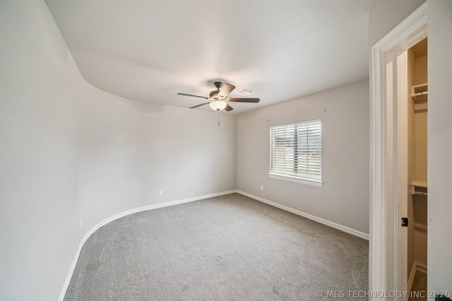 14226 S 246th East Avenue, Coweta, OK 74429