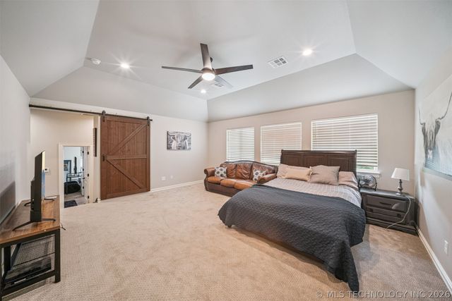 14226 S 246th East Avenue, Coweta, OK 74429