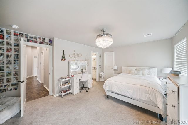 14226 S 246th East Avenue, Coweta, OK 74429