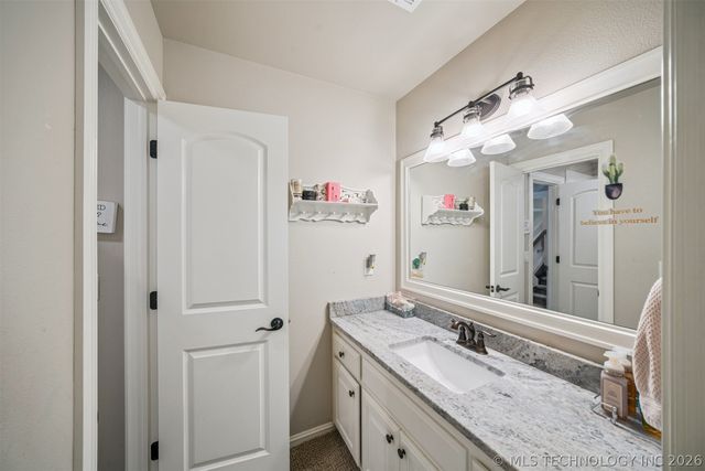 14226 S 246th East Avenue, Coweta, OK 74429