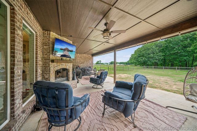 14226 S 246th East Avenue, Coweta, OK 74429
