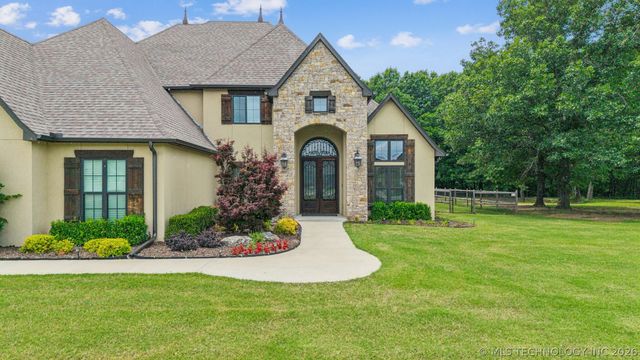 14226 S 246th East Avenue, Coweta, OK 74429
