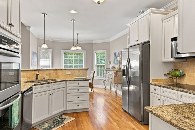 7013 Grindstone Way, Murfreesboro, TN 37129