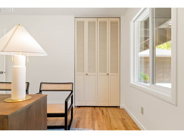 2370 Sw TIMBERLINE Dr, Portland, OR 97225