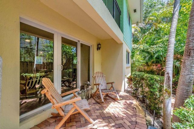 49 SE 7th Avenue 2, Delray Beach, FL 33483