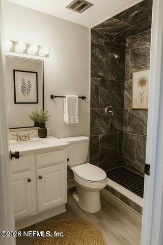 4915 BAYMEADOWS Road 13D, Jacksonville, FL 32217