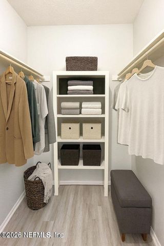 4915 BAYMEADOWS Road 13D, Jacksonville, FL 32217