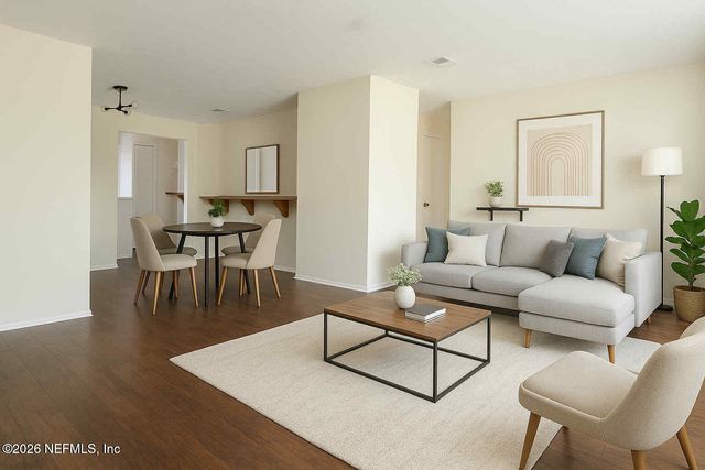 4915 BAYMEADOWS Road 13D, Jacksonville, FL 32217