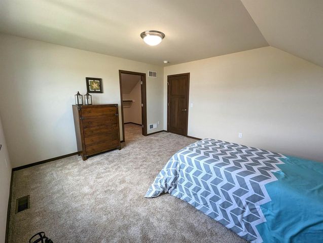 26 Windflower Way, Mount Horeb, WI 53572