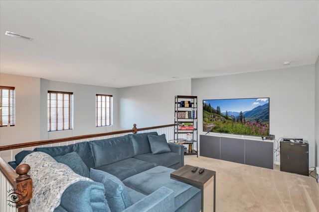 1750 Circle North Drive, Schererville, IN 46375