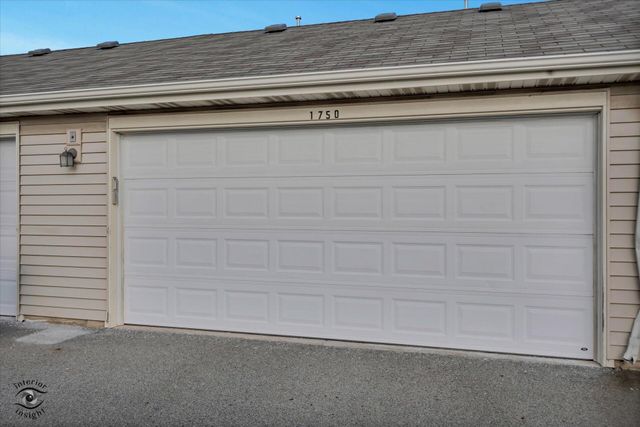 1750 Circle North Drive, Schererville, IN 46375