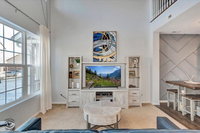 1750 Circle North Drive, Schererville, IN 46375