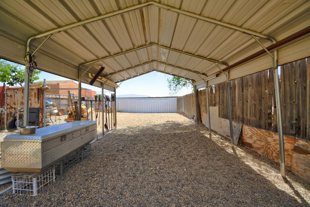 2908 Carlton Street NW, Albuquerque, NM 87107