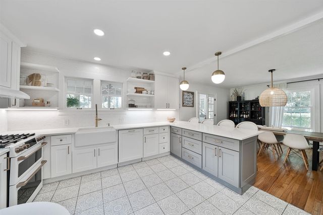 61412 Walnut Street, Cassopolis, MI 49031