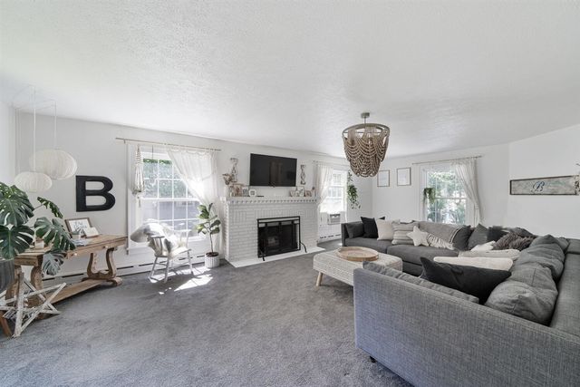 61412 Walnut Street, Cassopolis, MI 49031