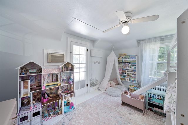 61412 Walnut Street, Cassopolis, MI 49031