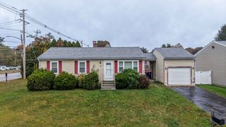 3 Elaine Ave, New Bedford, MA 02745
