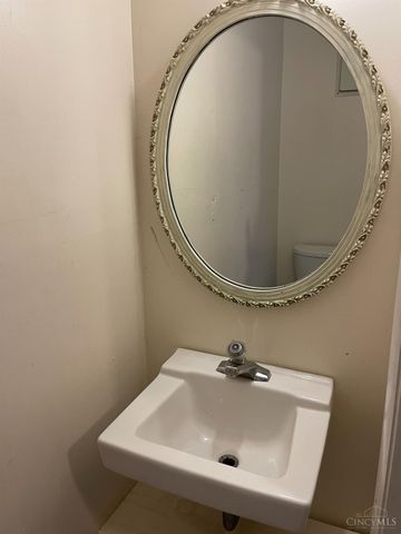 8174 Mill Creek Circle, West Chester, OH 45069